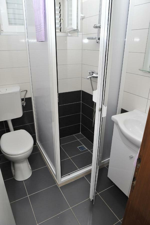 Apartments Neda Плоче Экстерьер фото
