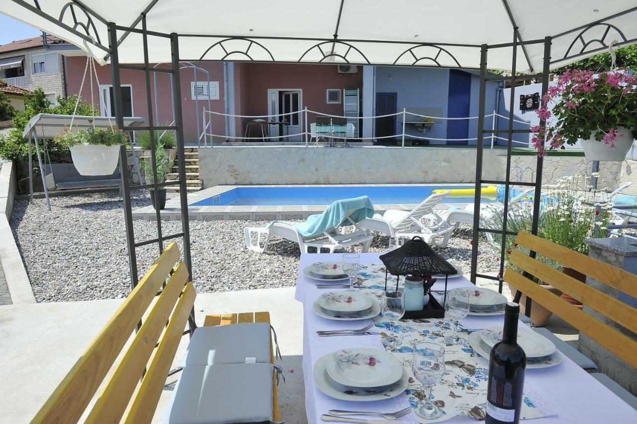 Apartments Neda Плоче Экстерьер фото